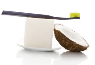 Kookosrasva tai kookosöljy hampaiden valkaisun kotikonstina